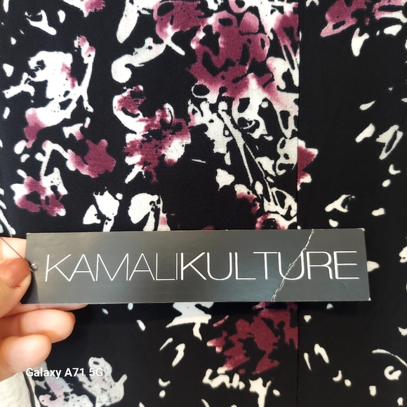 NWT Kamali Kulture Cap Sleeve Side Draped Dress Black Abstract Floral Sz… - Picture 6 of 17